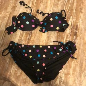 Black bikini size large push-up!